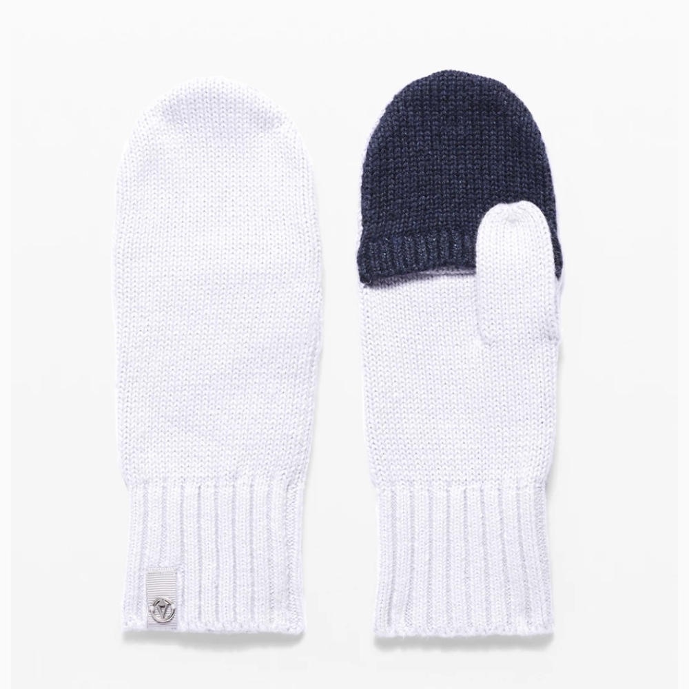 Ivivva Lululemon Proudly Present Mittens